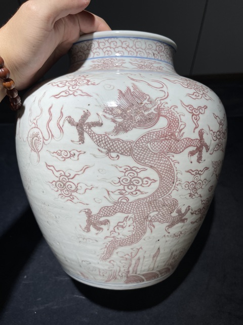 古玩陶瓷青花釉里紅龍紋罐真品鑒賞圖