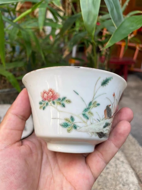 古玩陶瓷粉彩蘆雁圖杯真品鑒賞圖