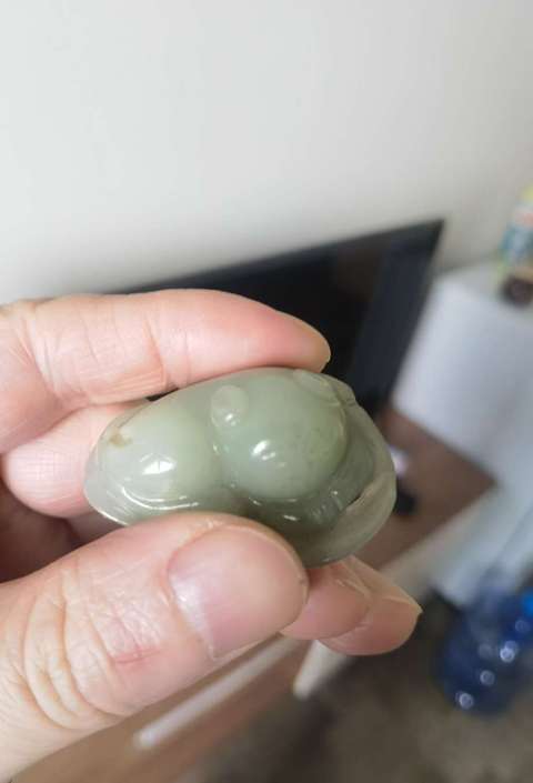 古玩玉器和田玉雕“一夜承獾”掛件拍賣，當前價格40元