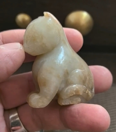 古玩玉器和田玉虎真品鑒賞圖