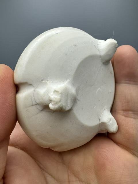 古玩陶瓷唐邢窯三足貴水盂真品鑒賞圖