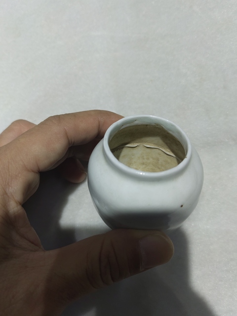 古玩陶瓷白釉蓮子罐拍賣,當前價格3500元