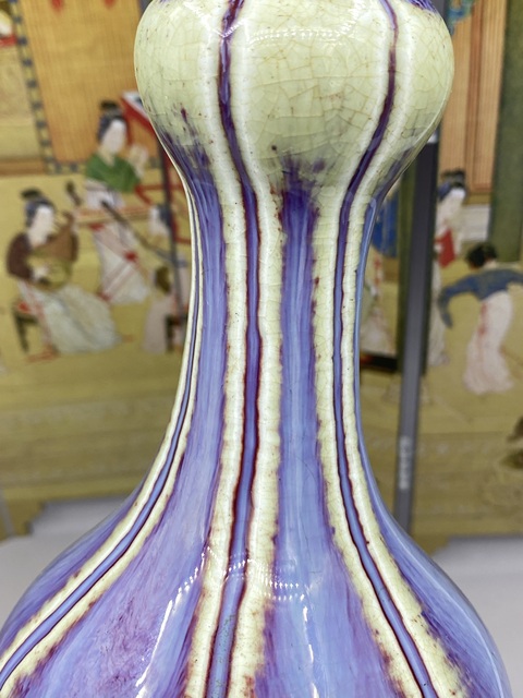 古玩陶瓷鈞紅窯變釉蒜頭瓶真品鑒賞圖