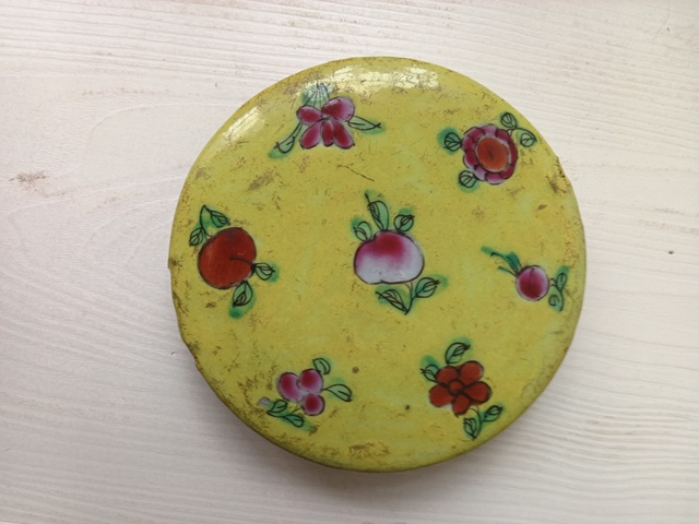 古玩陶瓷粉彩蓋罐真品鑒賞圖