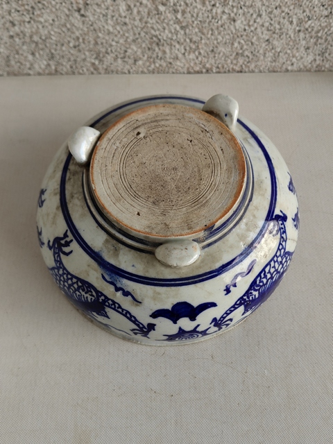 古玩陶瓷青花龍紋香爐拍賣,當前價格580元