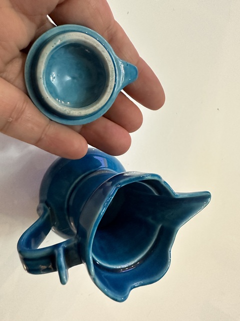 古玩陶瓷孔雀藍釉僧帽壺真品鑒賞圖