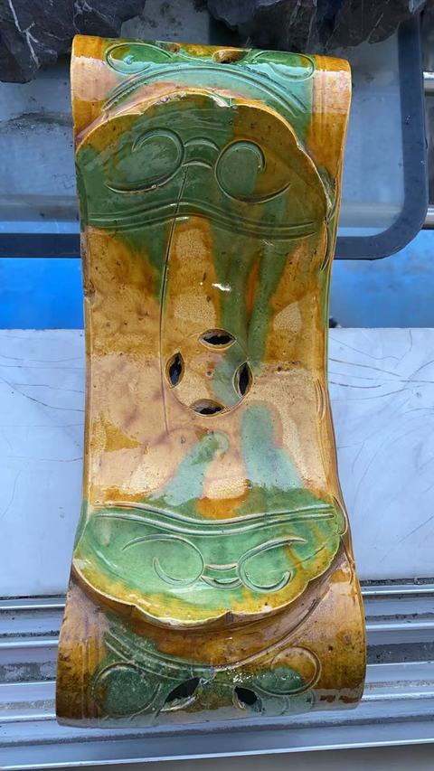 古玩陶瓷素三彩瓷枕真品鑒賞圖