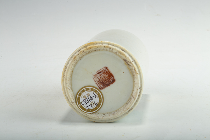 古玩陶瓷清晚·粉彩人物故事紋筆筒真品鑒賞圖