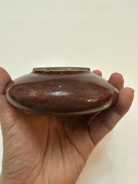 古玩陶瓷紅釉水盂真品鑒賞圖