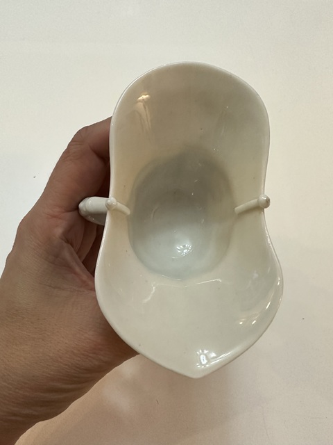 古玩陶瓷德化窯白釉爵杯真品鑒賞圖