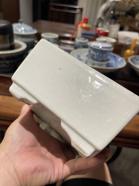 古玩陶瓷白釉四方四足水仙盆真品鑒賞圖