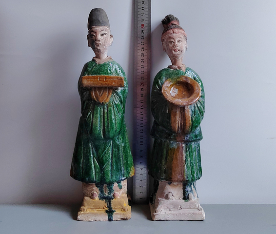 古玩陶瓷明代三彩人物俑一對拍賣，當前價格464元