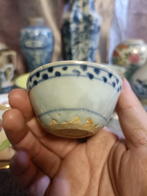 古玩陶瓷明晚·青花花卉紋杯 真品鑒賞圖