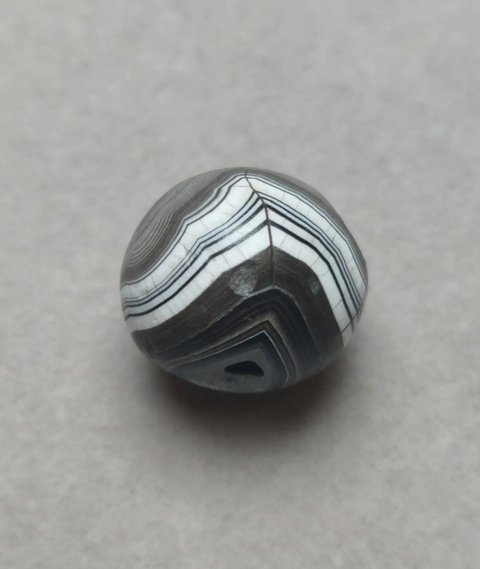 古玩玉器纏絲瑪瑙圓珠拍賣，當(dāng)前價格1380元