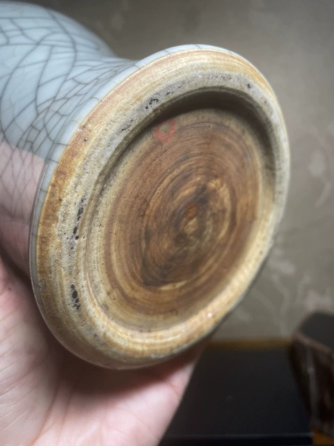 古玩陶瓷哥釉橄欖瓶真品鑒賞圖