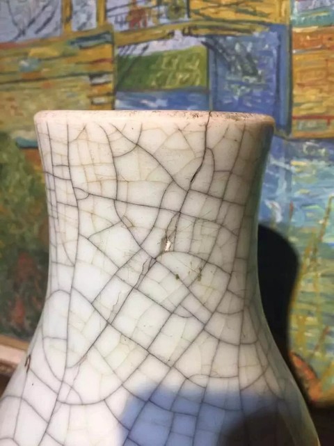 古玩陶瓷哥釉橄欖瓶真品鑒賞圖