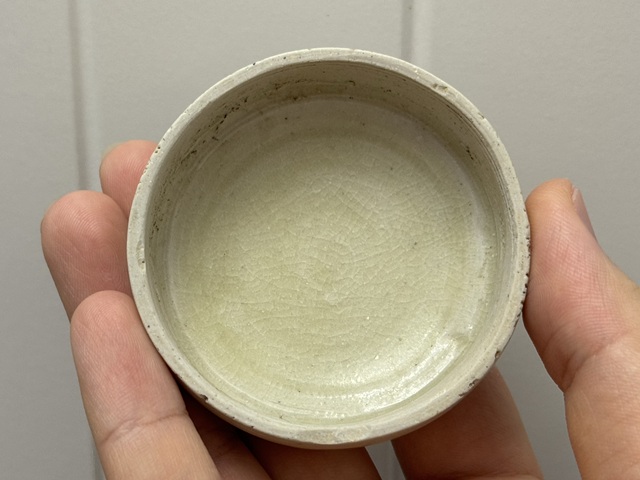 古玩陶瓷相州窯蝴蝶蓋盒真品鑒賞圖