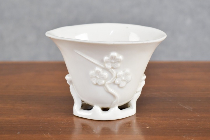 古玩陶瓷德化窯白釉杯真品鑒賞圖