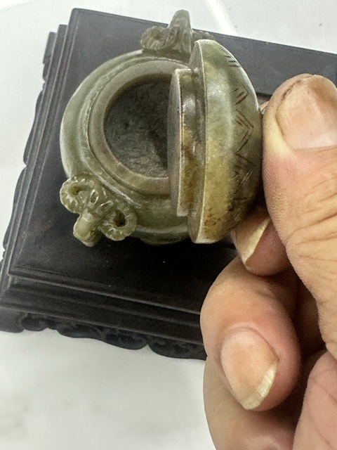 古玩玉器和田玉雕“三足爐”真品鑒賞圖