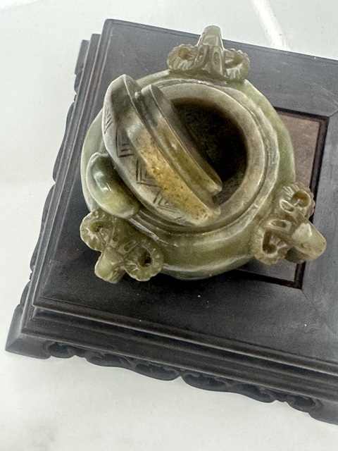 古玩玉器和田玉雕“三足爐”真品鑒賞圖