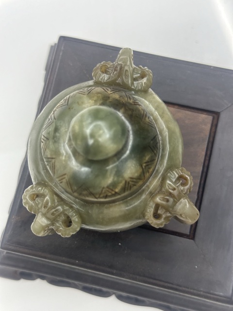 古玩玉器和田玉雕“三足爐”真品鑒賞圖
