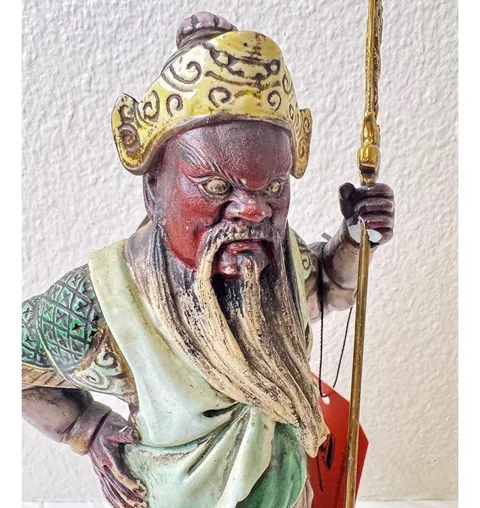 古玩陶瓷五彩關(guān)公造像真品鑒賞圖