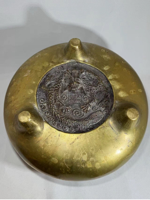 古玩銅器爐子真品鑒賞圖