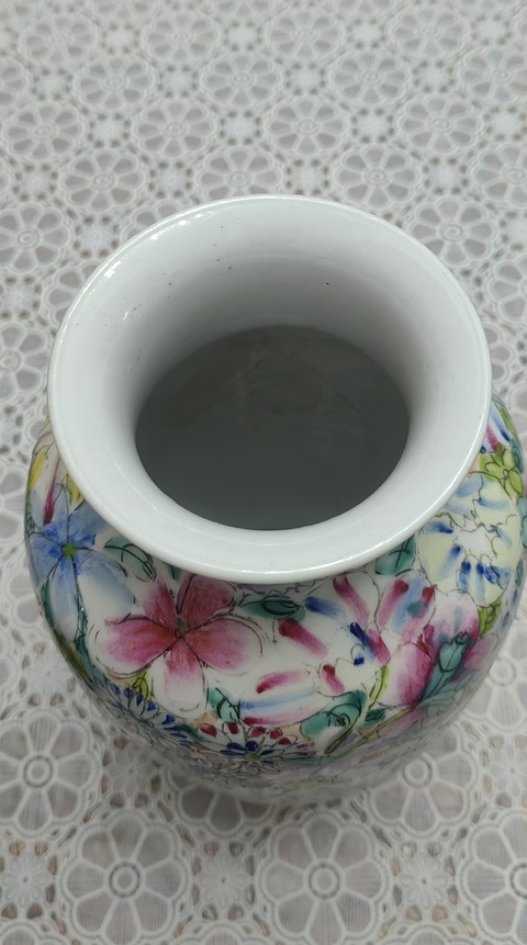 古玩陶瓷粉彩百花紋燈籠瓶真品鑒賞圖