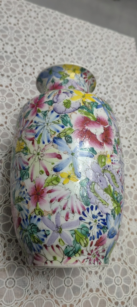 古玩陶瓷粉彩百花紋燈籠瓶真品鑒賞圖