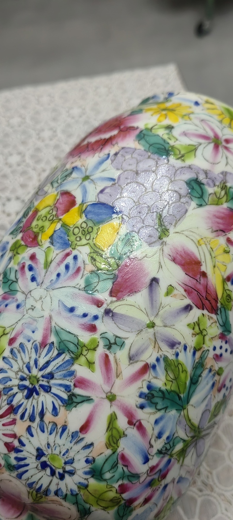 古玩陶瓷粉彩百花紋燈籠瓶真品鑒賞圖