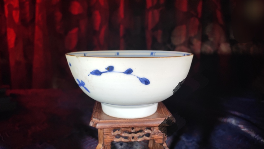 古玩陶瓷青花洞石花卉紋碗真品鑒賞圖