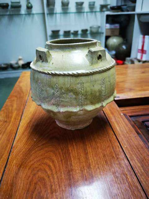 古玩陶瓷北齊青釉罐真品鑒賞圖