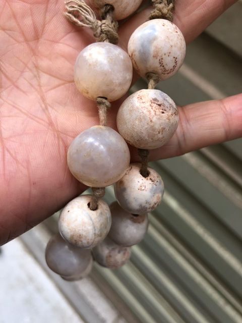 古玩玉器做舊仿古“瑪瑙珠串”真品鑒賞圖