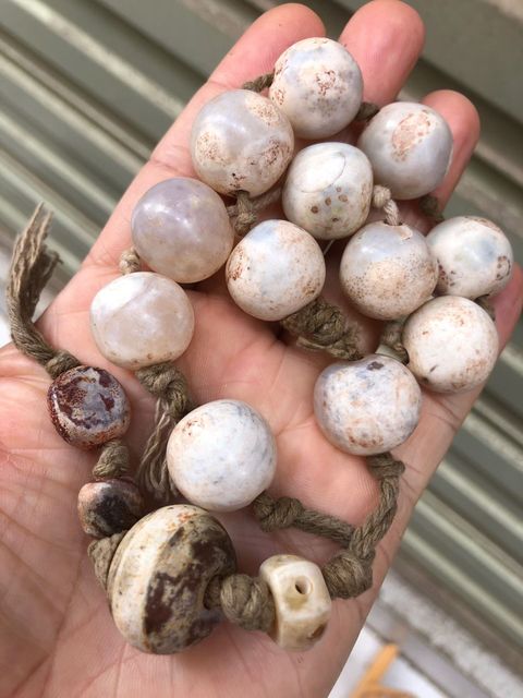 古玩玉器做舊仿古“瑪瑙珠串”真品鑒賞圖