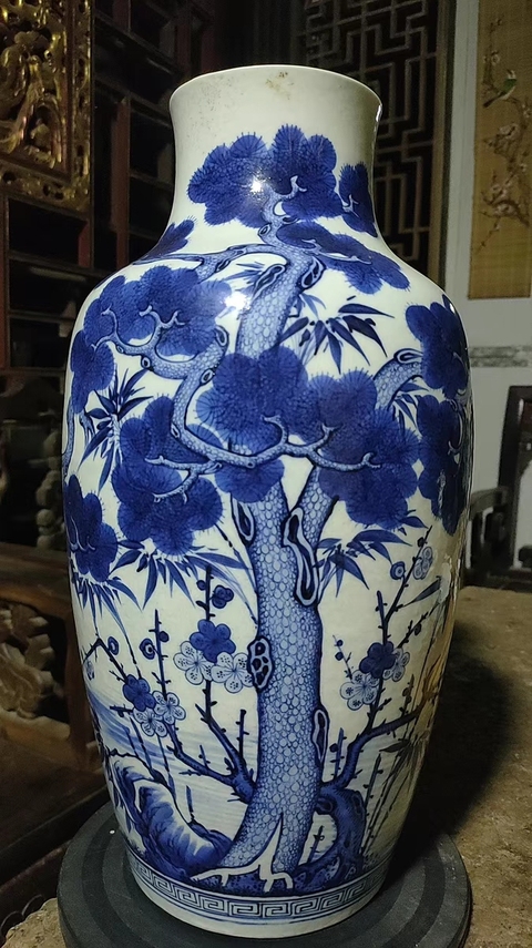 古玩陶瓷青花松竹梅瓶真品鑒賞圖