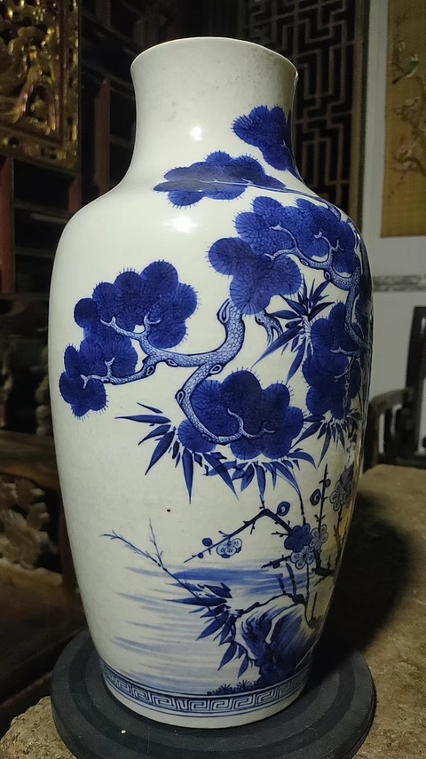 古玩陶瓷青花松竹梅瓶真品鑒賞圖