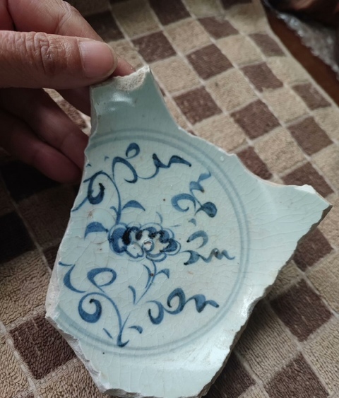 古玩陶瓷青花瓷片真品鑒賞圖
