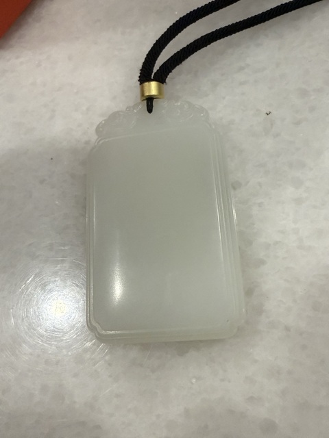 古玩玉器和田玉無事牌真品鑒賞圖