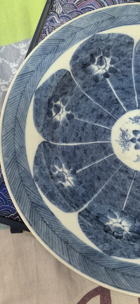 古玩陶瓷康熙青花盤真品鑒賞圖