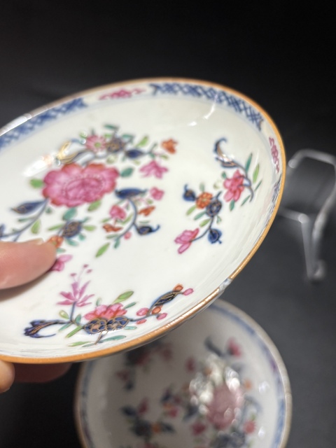 古玩陶瓷清乾隆·青花加彩花卉紋小盤一對拍賣,當前價格488元