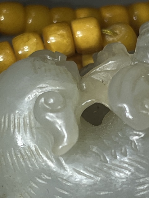 古玩玉器和田玉雕“獅子”把件真品鑒賞圖