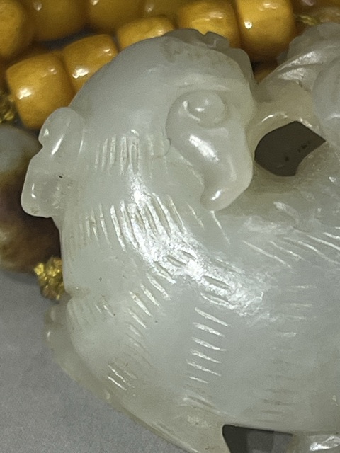 古玩玉器和田玉雕“獅子”把件真品鑒賞圖