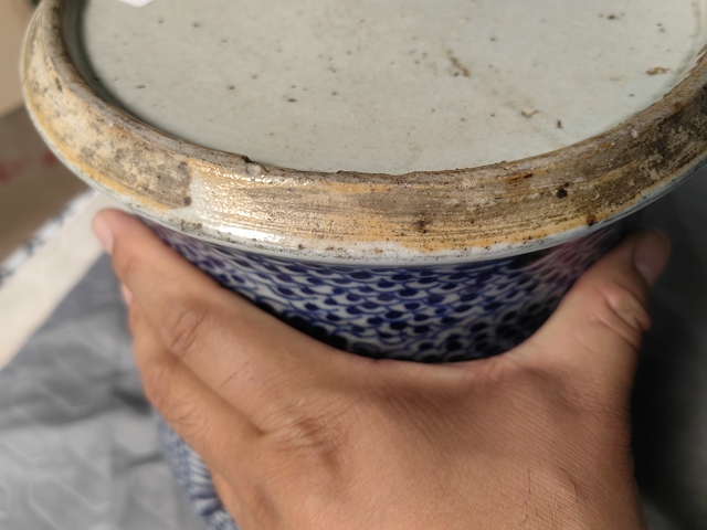 古玩陶瓷鳳穿牡丹紋青花將軍罐真品鑒賞圖