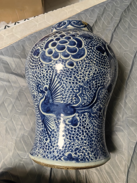 古玩陶瓷鳳穿牡丹紋青花將軍罐真品鑒賞圖