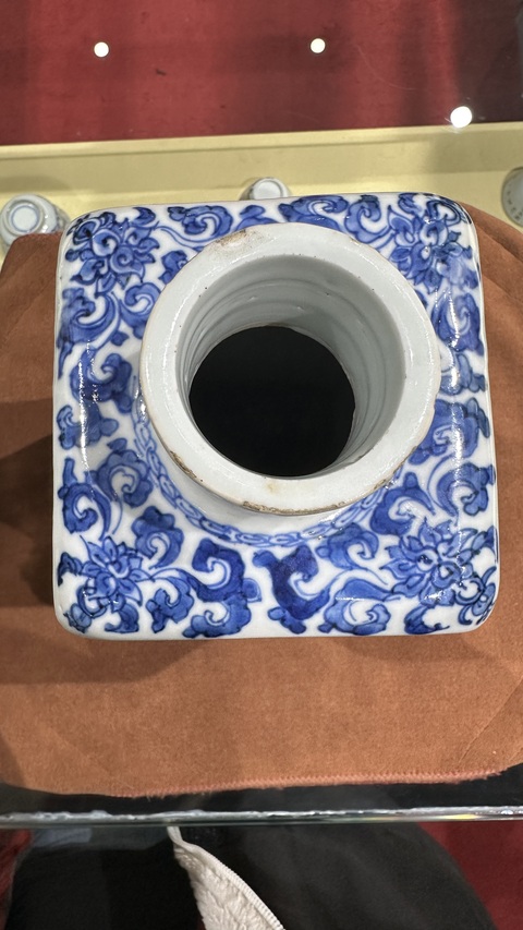 古玩陶瓷花卉紋青花四方難拍真品鑒賞圖