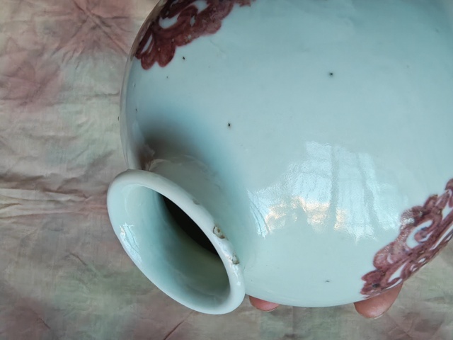 古玩陶瓷釉里紅水呈真品鑒賞圖