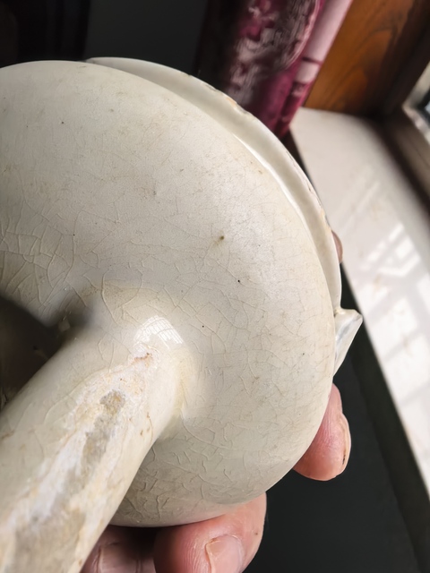 古玩陶瓷登封窯白釉雙耳三足爐真品鑒賞圖