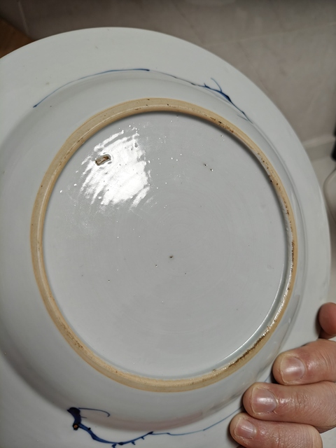 古玩陶瓷青花花卉紋盤真品鑒賞圖