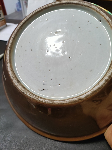古玩陶瓷外紫金釉內青花山水紋洗手盆真品鑒賞圖
