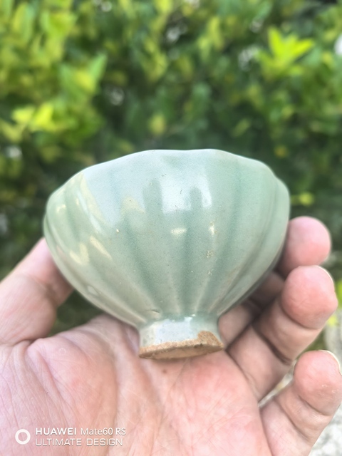 古玩陶瓷南宋龍泉青瓷蓮子杯拍賣，當前價格18000元